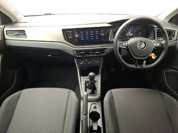 Used Volkswagen Polo 2019 for sale - 79424960: Photo