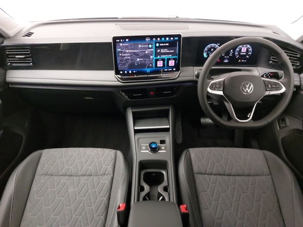 Used Volkswagen Tiguan 2024 for sale - 76130097: Photo 2