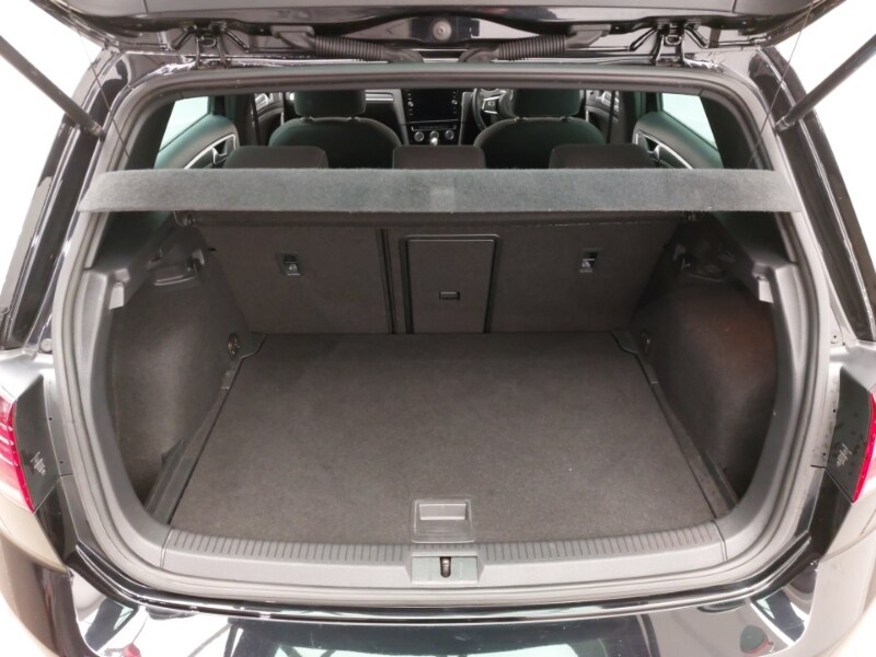 Used Volkswagen Golf 2019 for sale - 78041362: Photo 8