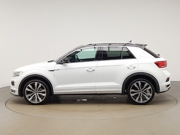 Used Volkswagen T-Roc 2021 for sale - 77664422: Photo