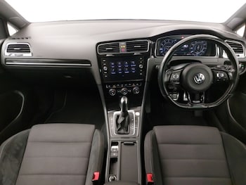 Used Volkswagen Golf 2019 for sale - 78041356: Photo