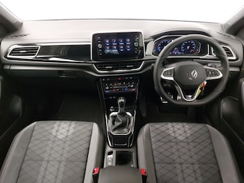 Used Volkswagen T-Roc 2024 for sale - 78747288: Photo