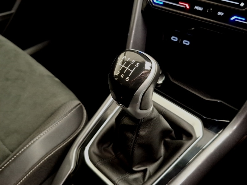 Used Volkswagen T-Roc 2023 for sale - 77634935: Photo 15