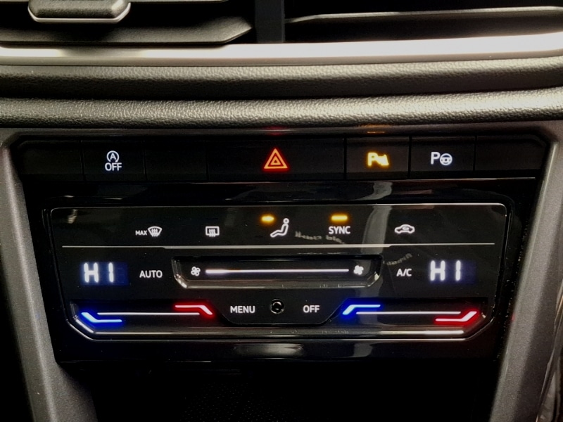 Used Volkswagen T-Roc 2023 for sale - 77634935: Photo 18