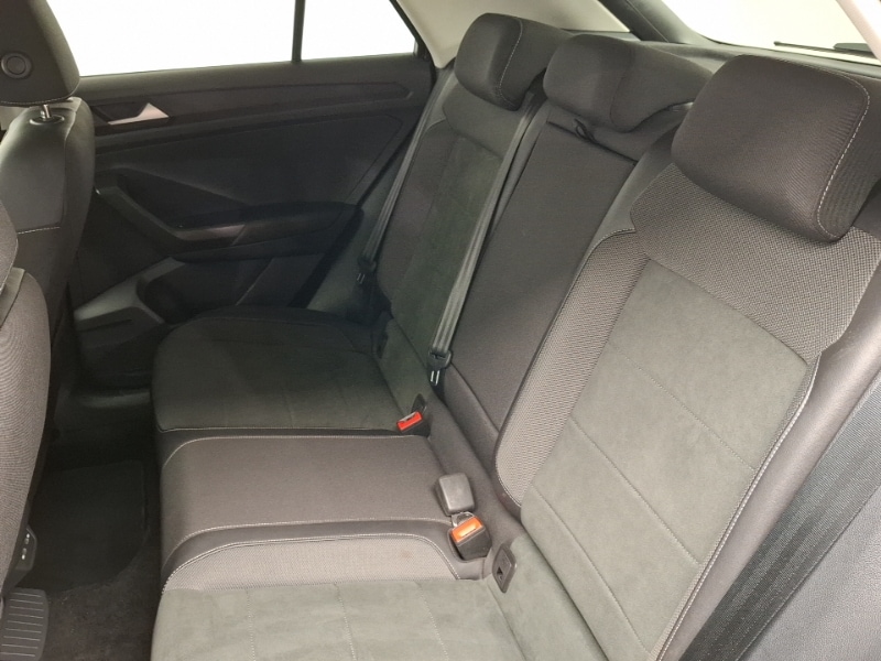 Used Volkswagen T-Roc 2023 for sale - 77634935: Photo 6