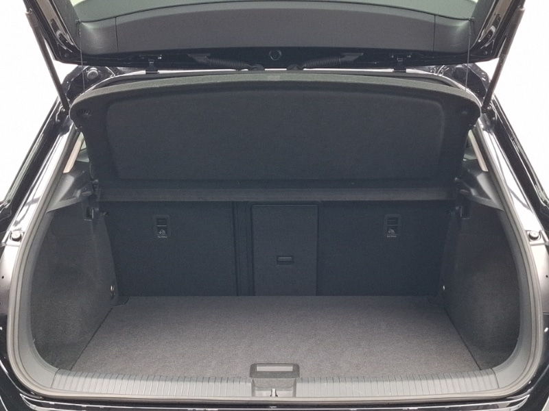 Used Volkswagen T-Roc 2023 for sale - 77634935: Photo 8