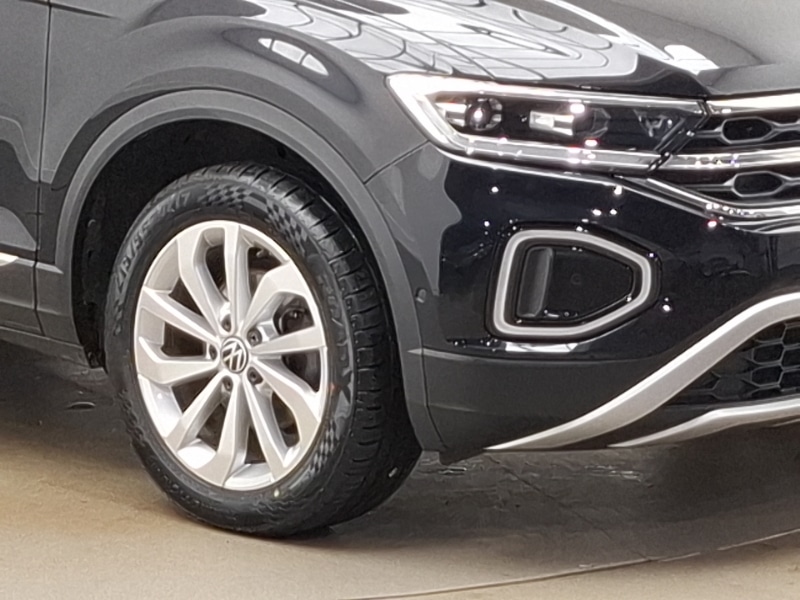 Used Volkswagen T-Roc 2023 for sale - 77634935: Photo 9