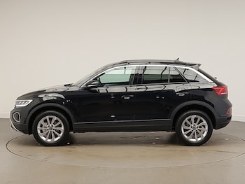 Used Volkswagen T-Roc 2025 for sale - 75301736: Photo