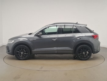 Used Volkswagen T-Roc 2023 for sale - 79157352: Photo