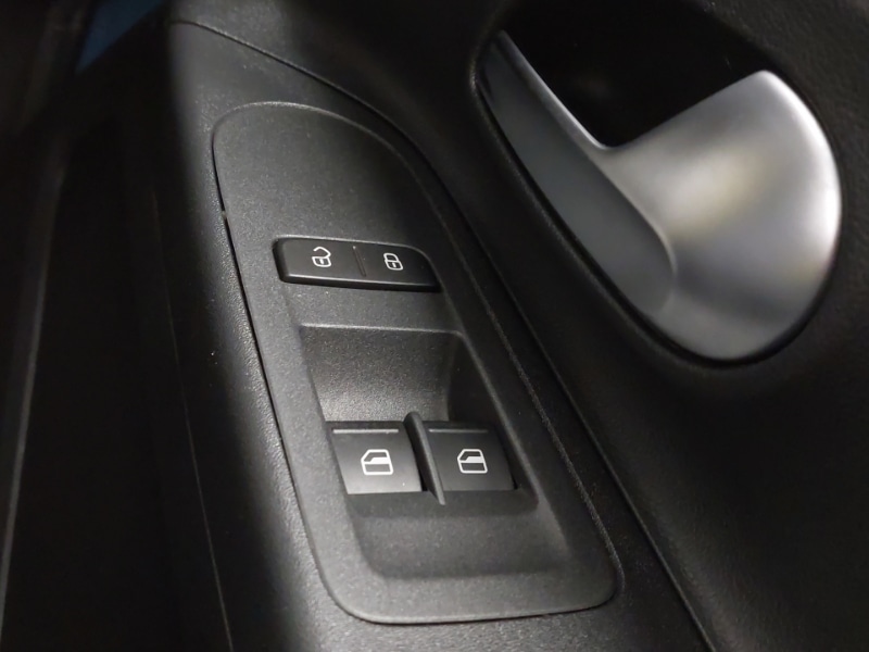 Used Volkswagen up! 2023 for sale - 77776800: Photo 17