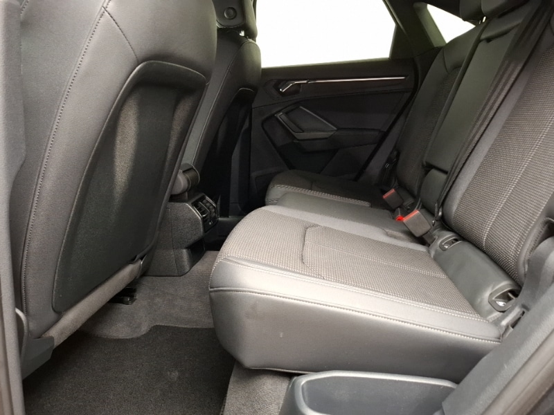 Used Audi Q3 2023 for sale - 76915650: Photo 6