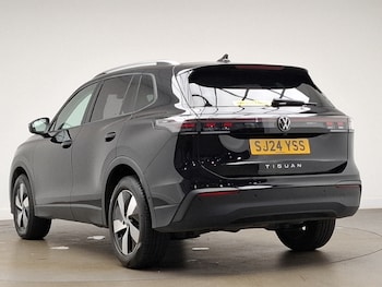 Used Volkswagen Tiguan 2024 for sale - 75576917: Photo
