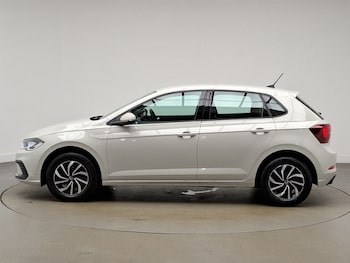 Used Volkswagen Polo 2024 for sale - 75491856: Photo
