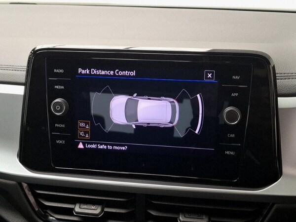 Used Volkswagen T-Roc 2024 for sale - 76188021: Photo 11