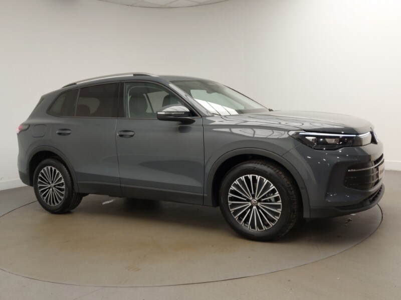 Used Volkswagen Tiguan 2024 for sale - 78225091: Photo 13