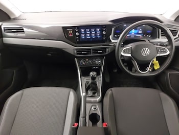 Used Volkswagen Polo 2024 for sale - 76071269: Photo 2