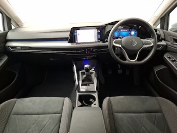 Used Volkswagen Golf 2024 for sale - 74303180: Photo