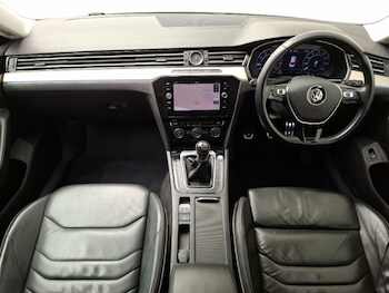 Used Volkswagen Arteon 2018 for sale - 77677998: Photo