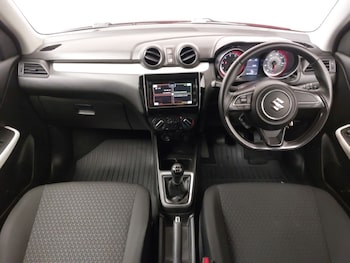 Used Suzuki Swift 2020 for sale - 78957331: Photo