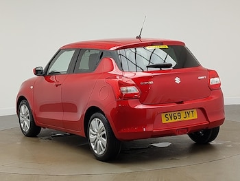 Used Suzuki Swift 2020 for sale - 78957331: Photo