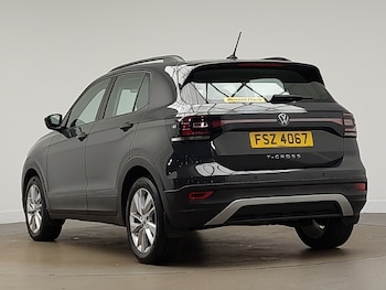 Used Volkswagen T-Cross 2021 for sale - 77272768: Photo