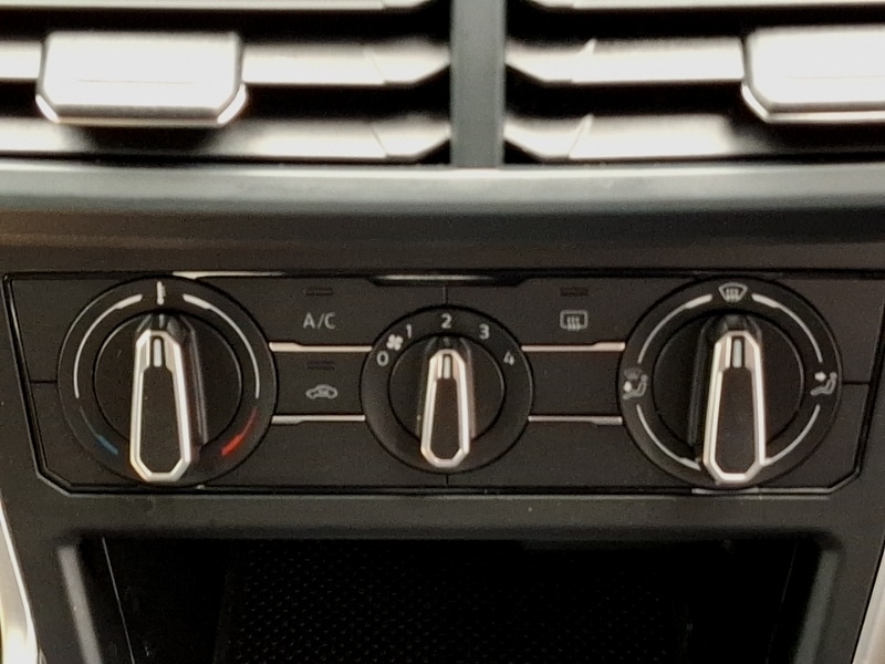 Used Volkswagen Polo 2022 for sale - 76959223: Photo 17