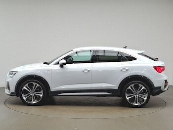 Used Audi Q3 2023 for sale - 78559655: Photo