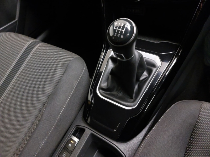 Used Volkswagen T-Roc 2021 for sale - 77405231: Photo 15