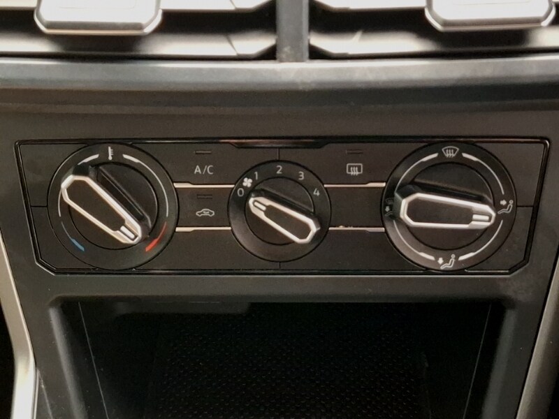 Used Volkswagen Polo 2019 for sale - 77987676: Photo 15