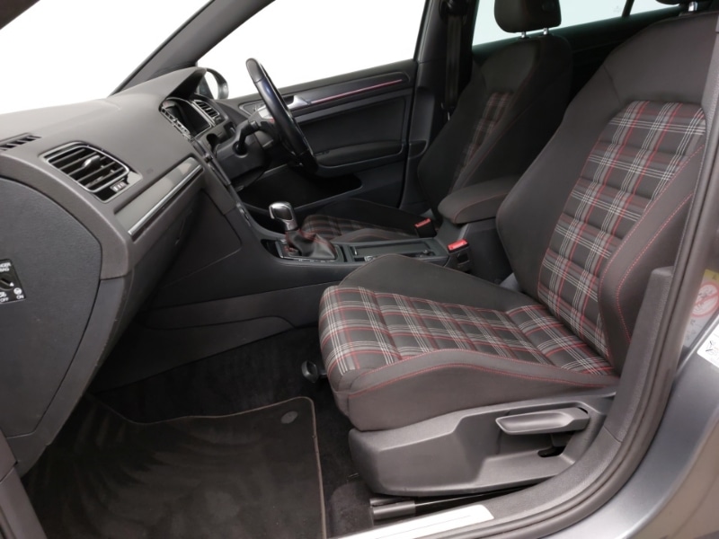 Used Volkswagen Golf 2019 for sale - 77776794: Photo 5