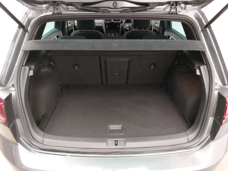 Used Volkswagen Golf 2019 for sale - 77776794: Photo 8