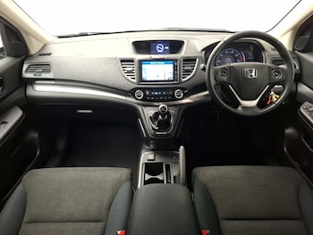 Used Honda CR-V 2017 for sale - 77907430: Photo