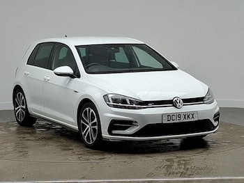 Used Volkswagen Golf 2019 for sale - 78005941: Photo