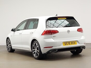 Used Volkswagen Golf 2019 for sale - 78005941: Photo