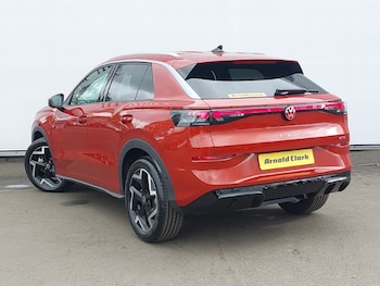Used Volkswagen T-Roc 2026 for sale - 79298895: Photo