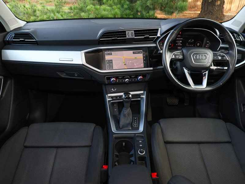 Used Audi Q3 2019 for sale - 76947571: Photo 2