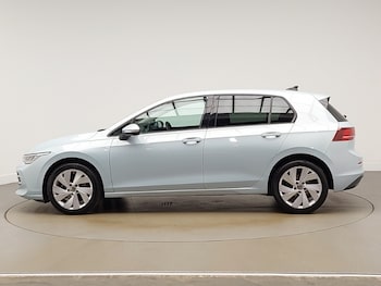 Used Volkswagen Golf 2024 for sale - 76613889: Photo