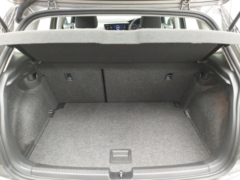 Used Volkswagen Polo 2018 for sale - 76911816: Photo 8