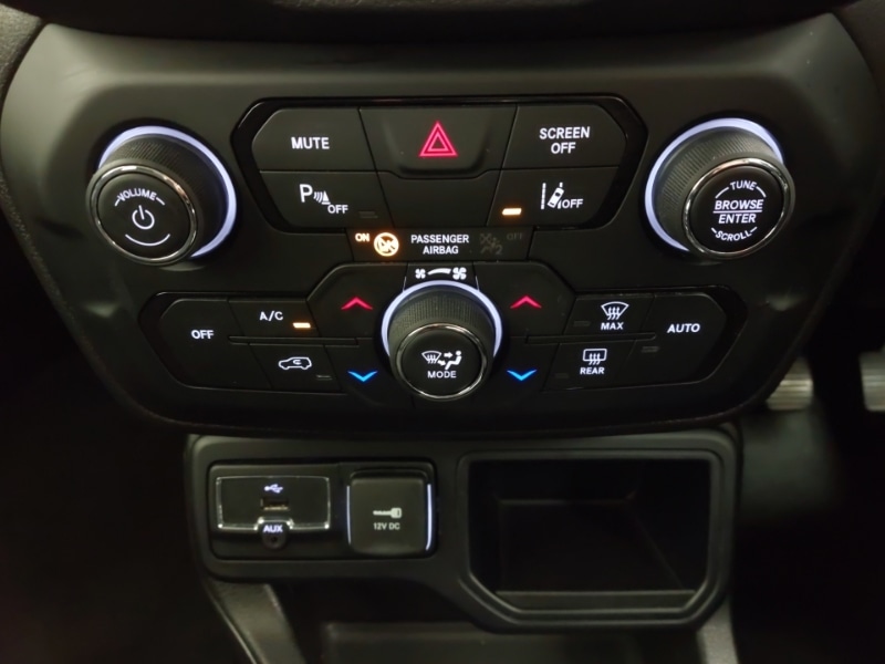 Used Jeep Renegade 2020 for sale - 76683829: Photo 17