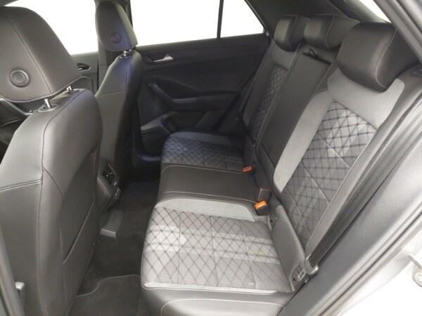 Used Volkswagen T-Roc 2024 for sale - 74514459: Photo 6