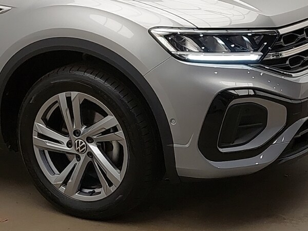 Used Volkswagen T-Roc 2024 for sale - 74514459: Photo 9