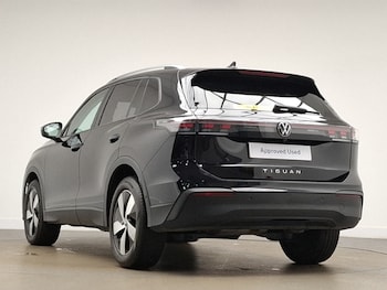 Used Volkswagen Tiguan 2024 for sale - 76527493: Photo