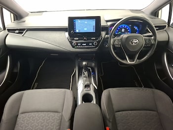 Used Toyota Corolla 2022 for sale - 76294248: Photo 2