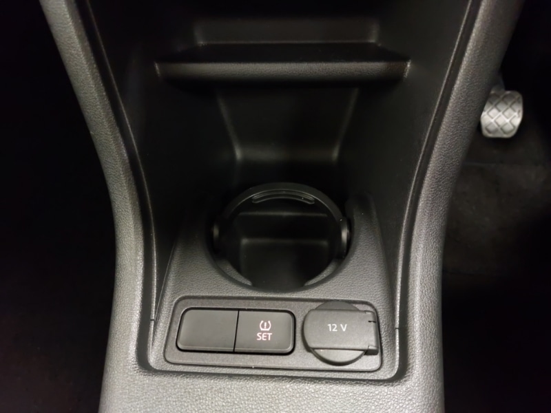 Used Volkswagen up! 2023 for sale - 76704778: Photo 17