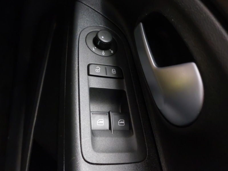 Used Volkswagen up! 2023 for sale - 76704778: Photo 18