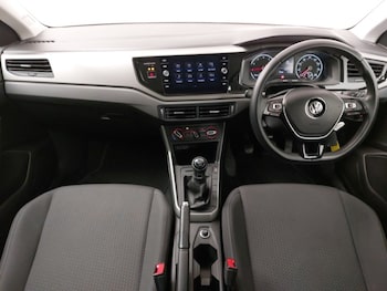 Used Volkswagen Polo 2019 for sale - 76383941: Photo