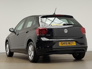 Used Volkswagen Polo 2019 for sale - 76383941: Photo