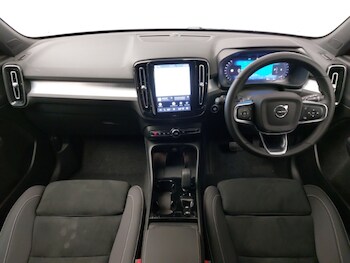 Used Volvo XC40 2025 for sale - 78723512: Photo