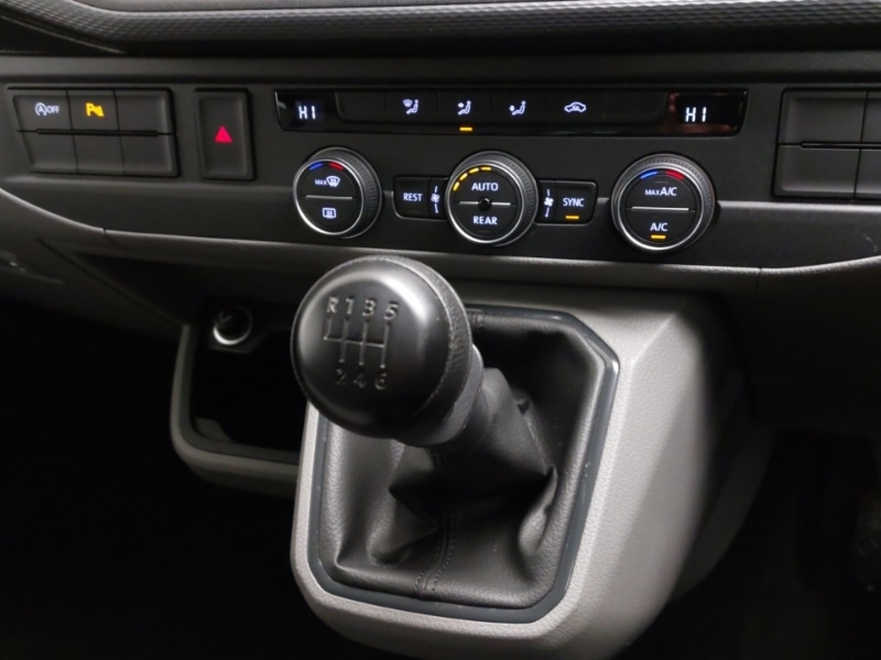 Used Volkswagen Transporter Shuttle 2024 for sale - 78093844: Photo 16