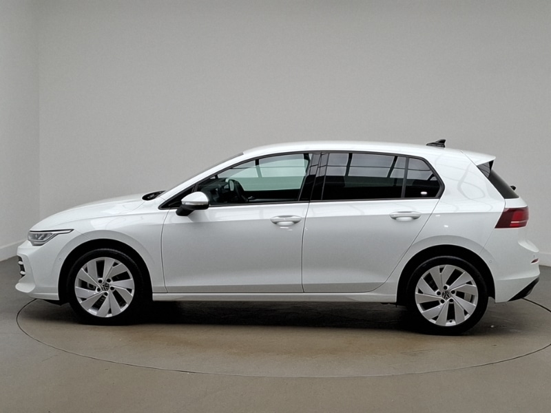 Used Volkswagen Golf 2025 for sale - 77052025: Photo 4